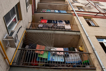 Россиянам запретили перестраивать балконы без согласия всех жильцов дома