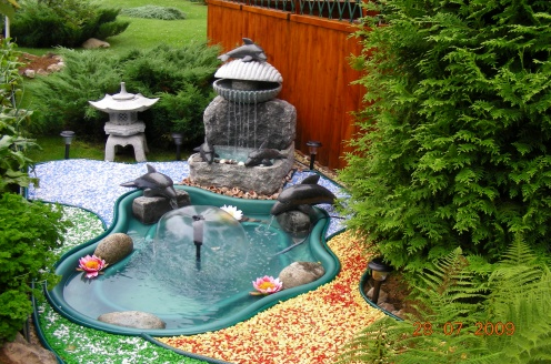 Создание декоративного садового фонтана своими руками: 4 примера