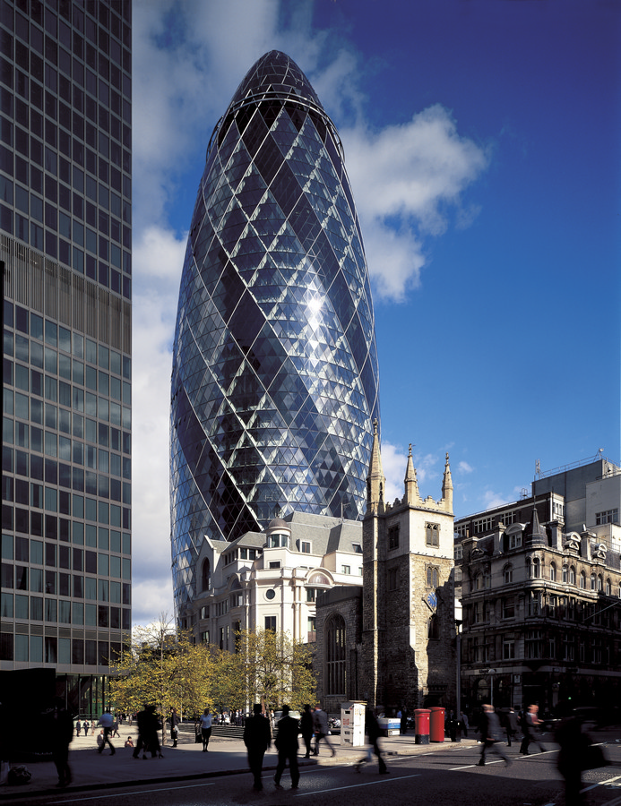 40 этажный огурец в Лондоне