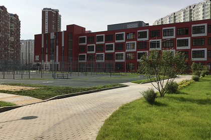 Самую большую в России школу построили на полгода раньше срока