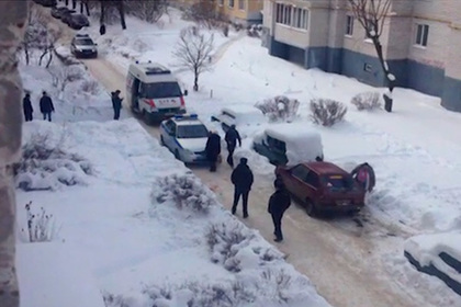 Житель Подмосковья расстрелял ремонтировавшего подъезд рабочего
