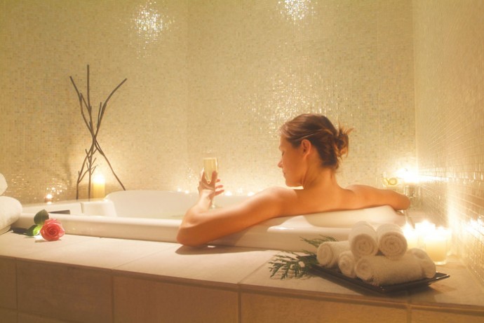 Современная ванна – средство релаксации, арт-терапии и оздоровления души и тела человека