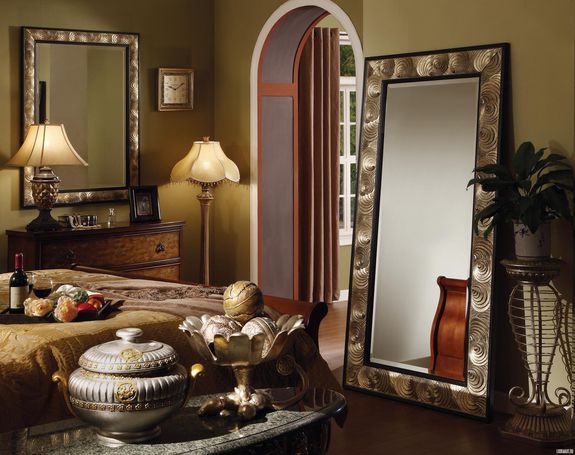Как выбрать и купить зеркало для украшения интерьера квартиры