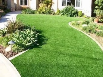 Искусственный газон - универсальное покрытие для вашего участка