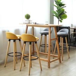 Современная кухня - поставить барные стулья на кухню