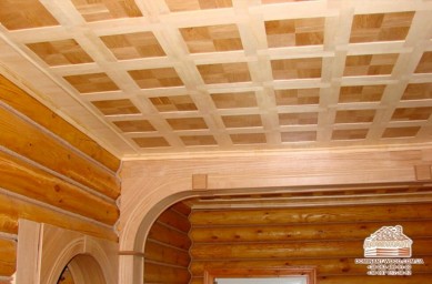 Отделка деревянных потолков