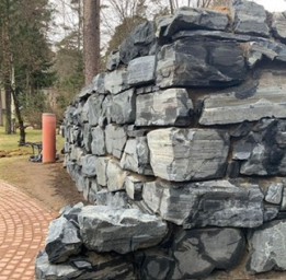 Природный камень