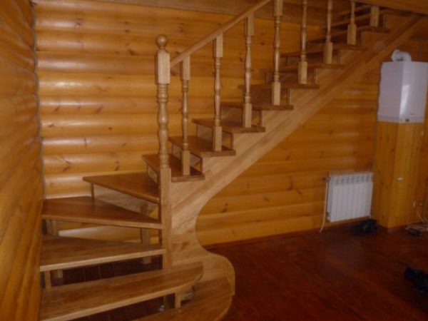купить деревянную лестницу